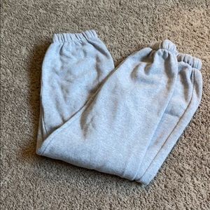 Grey brandy Melville Rosa sweatpants
